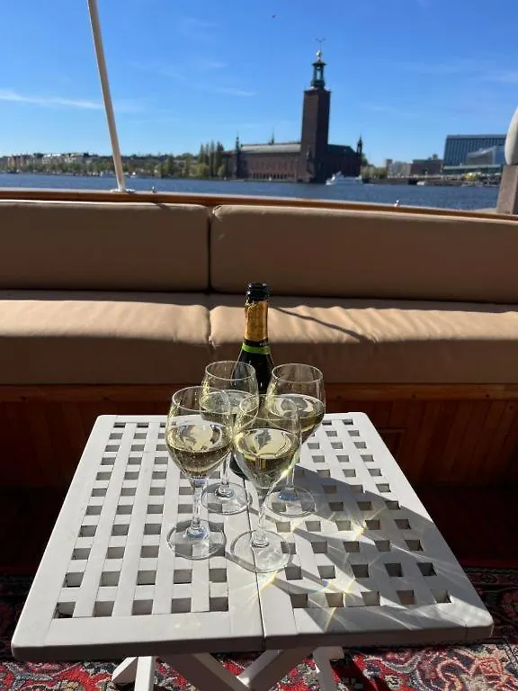 Tekne My Etera Otel Stokholm